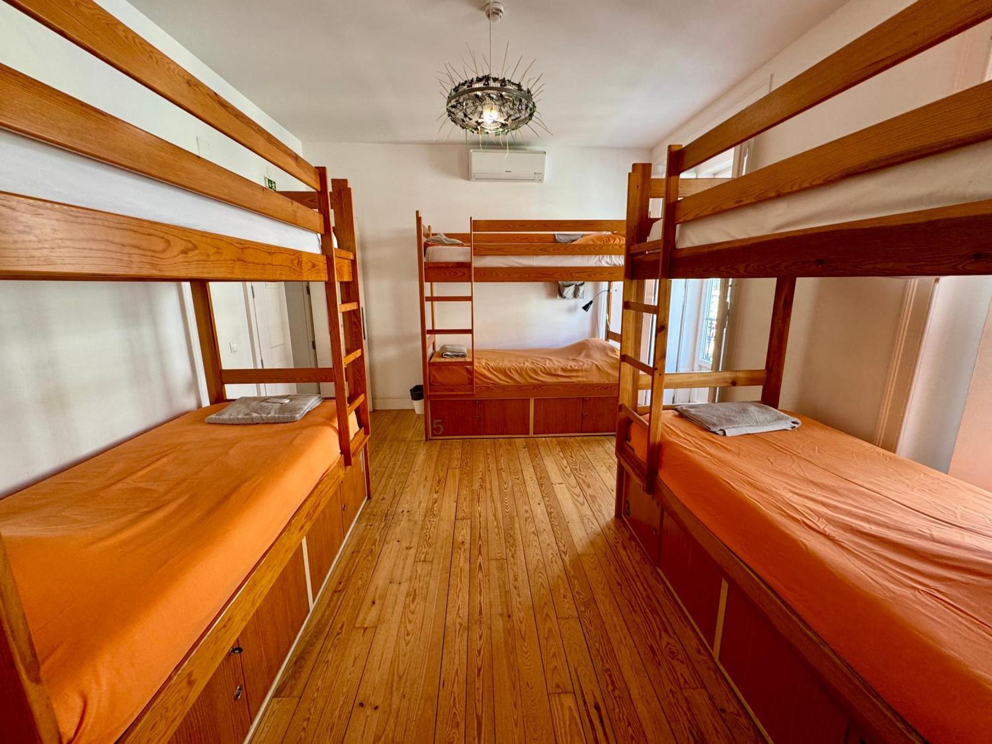 Lisbon Lounge Hostel Dış mekan fotoğraf