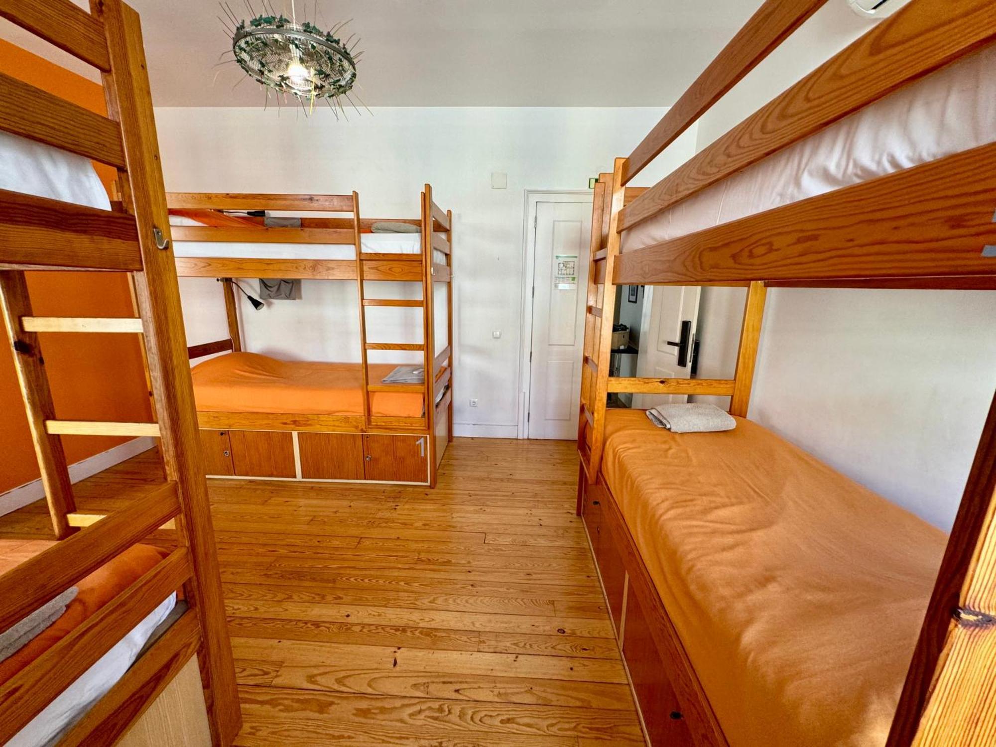 Lisbon Lounge Hostel Dış mekan fotoğraf